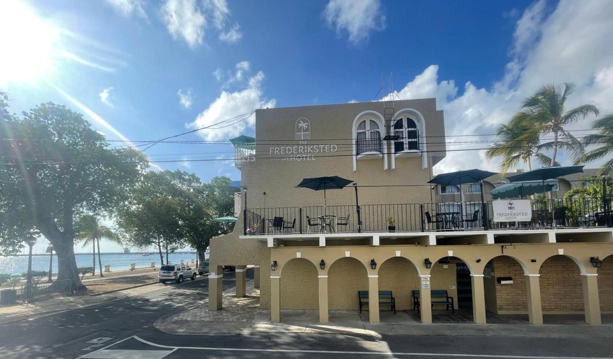 The Frederiksted Hotel Экстерьер фото