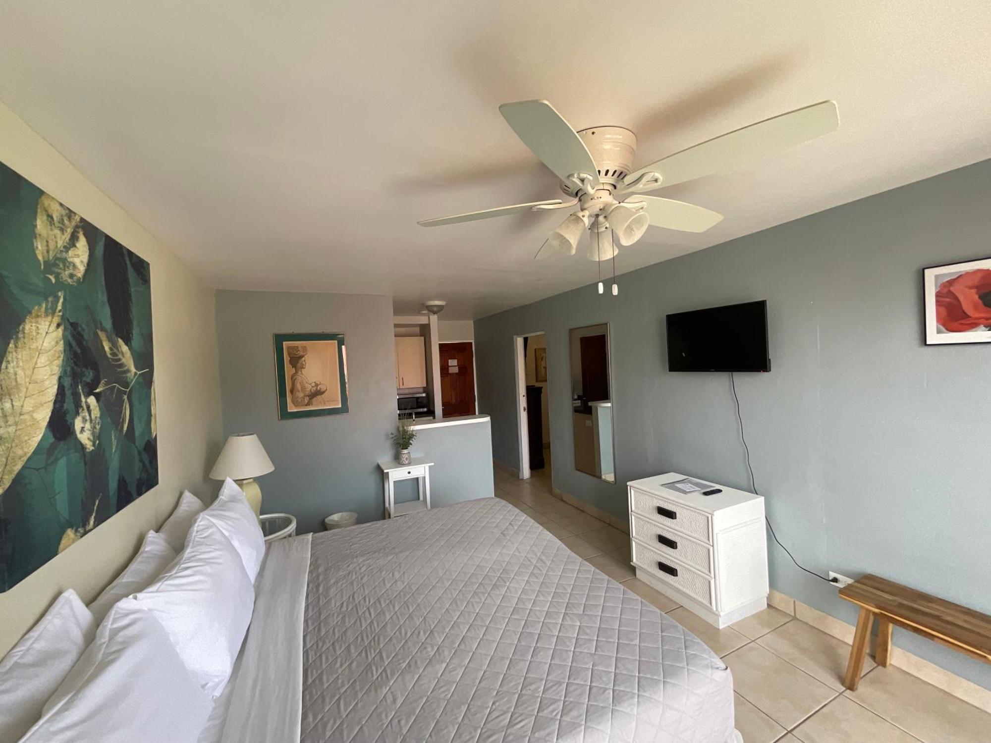 The Frederiksted Hotel Экстерьер фото