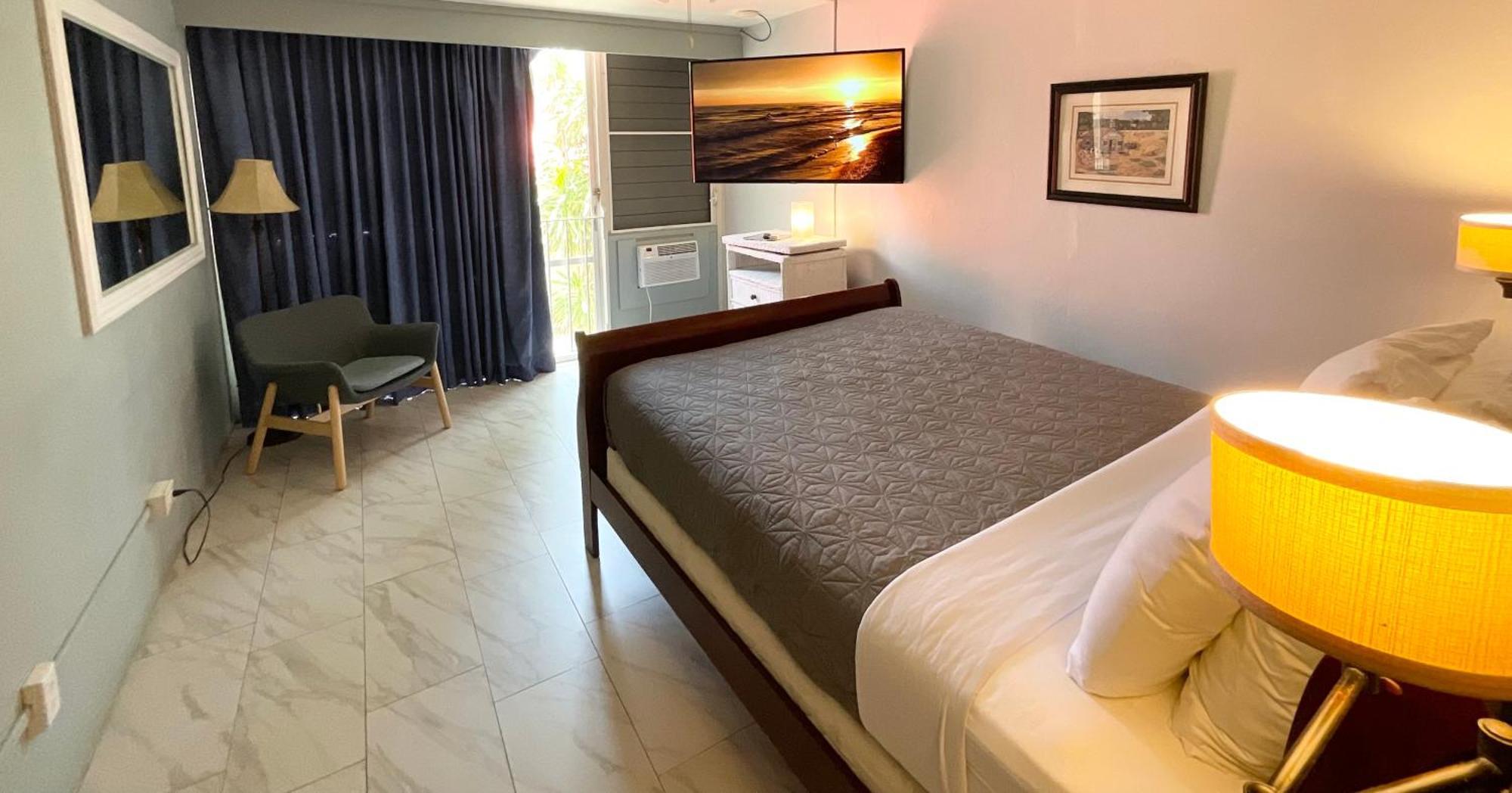 The Frederiksted Hotel Экстерьер фото