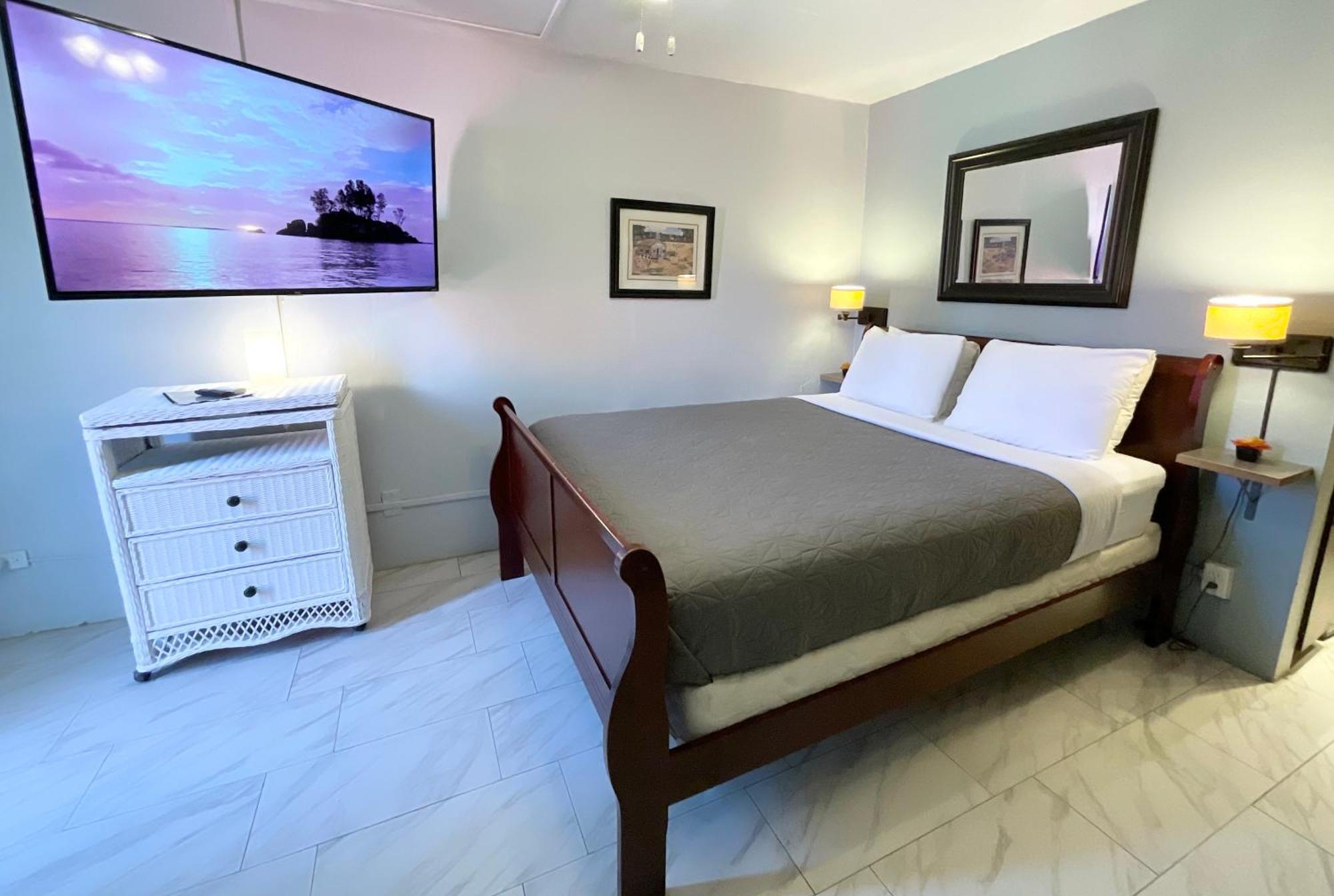 The Frederiksted Hotel Экстерьер фото