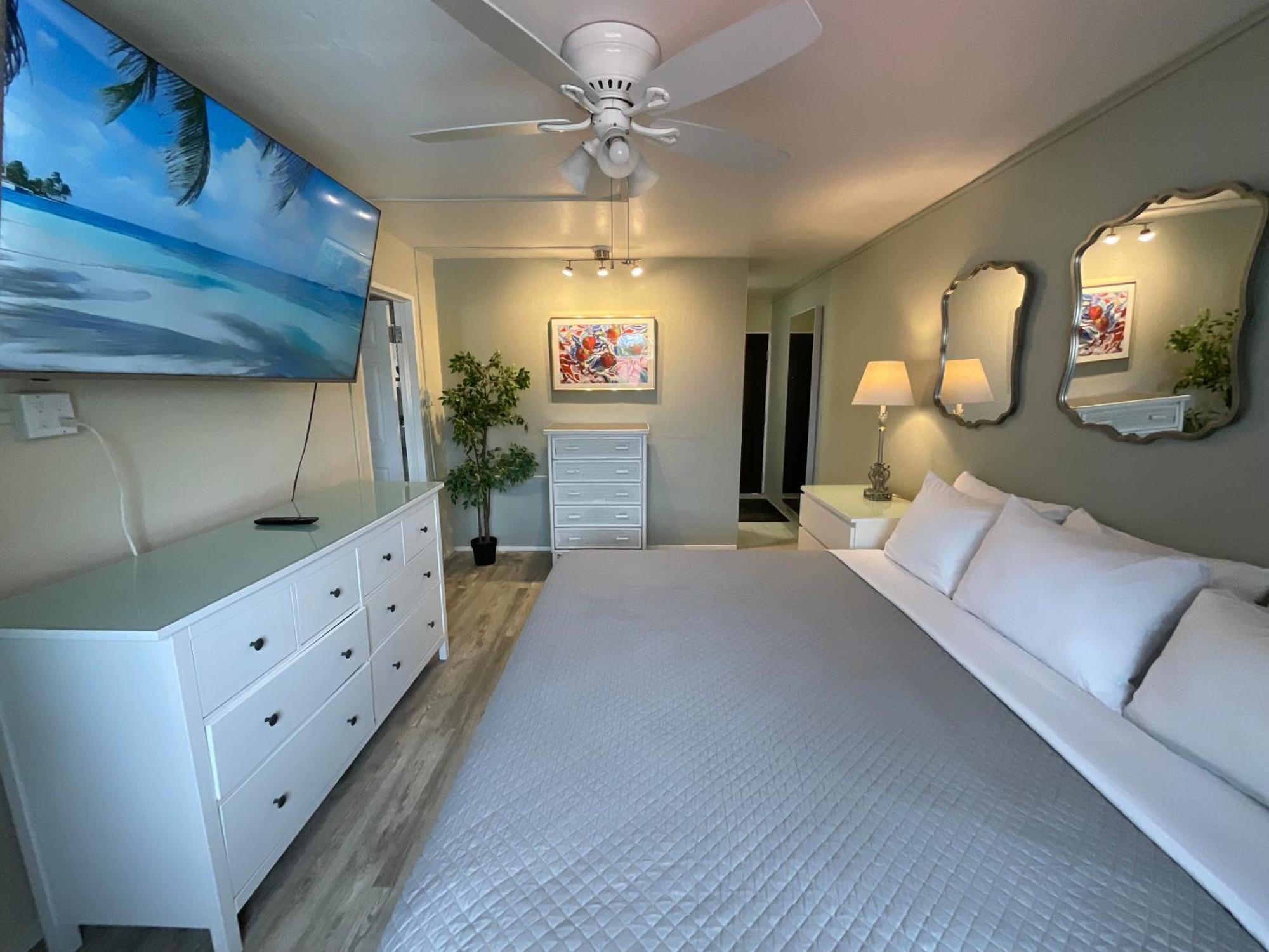 The Frederiksted Hotel Экстерьер фото