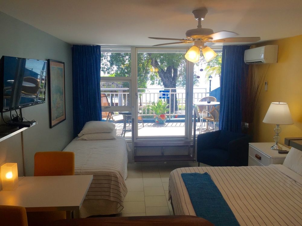 The Frederiksted Hotel Экстерьер фото